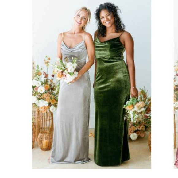 Revelry Skye Velvet Dress - Emerald Green Size 4 - Picture 3 of 11